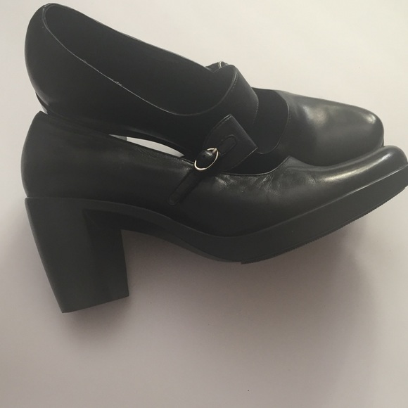 Shoes - Dansko Shoes